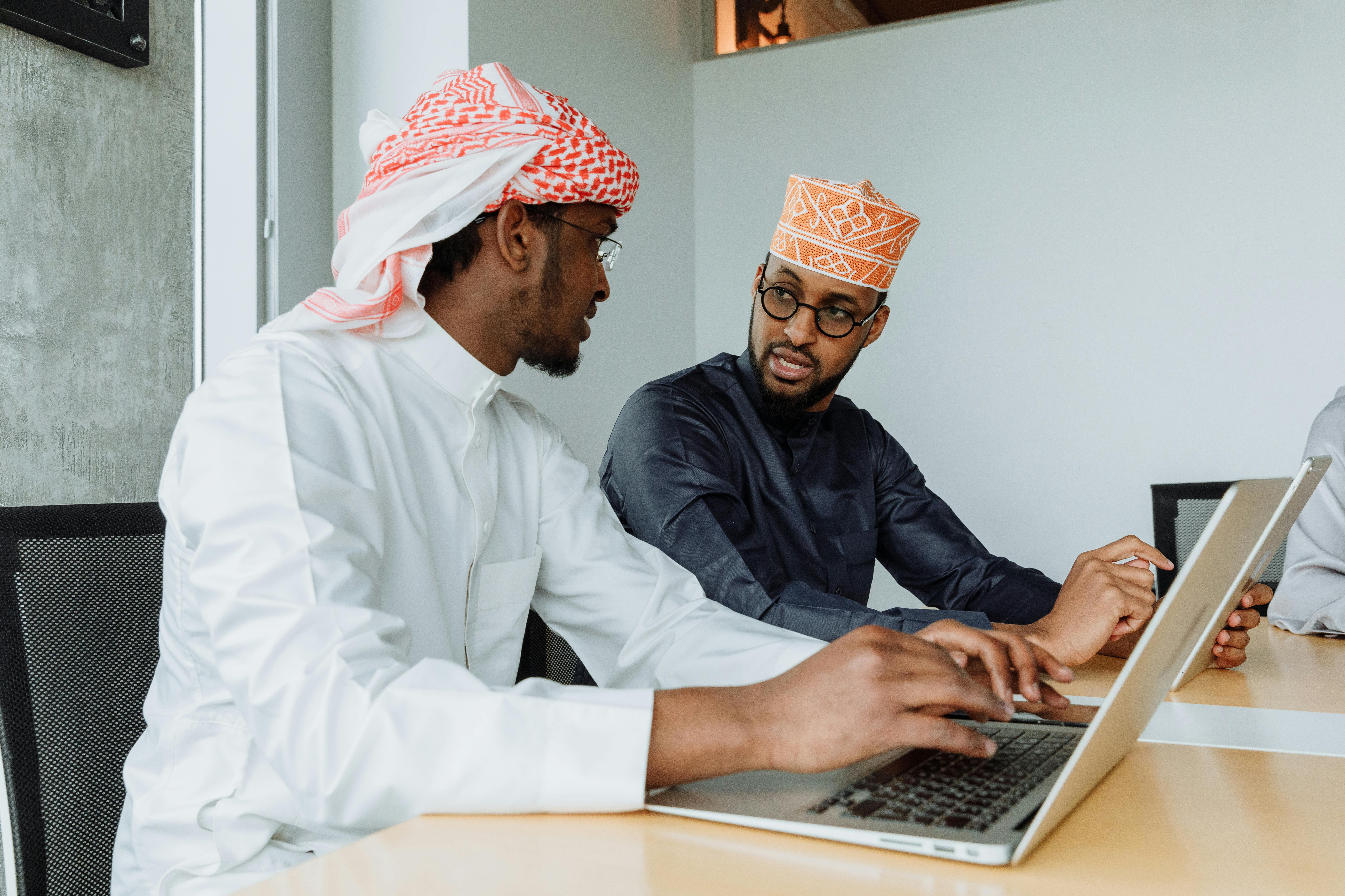 معدات العمل عن بعد